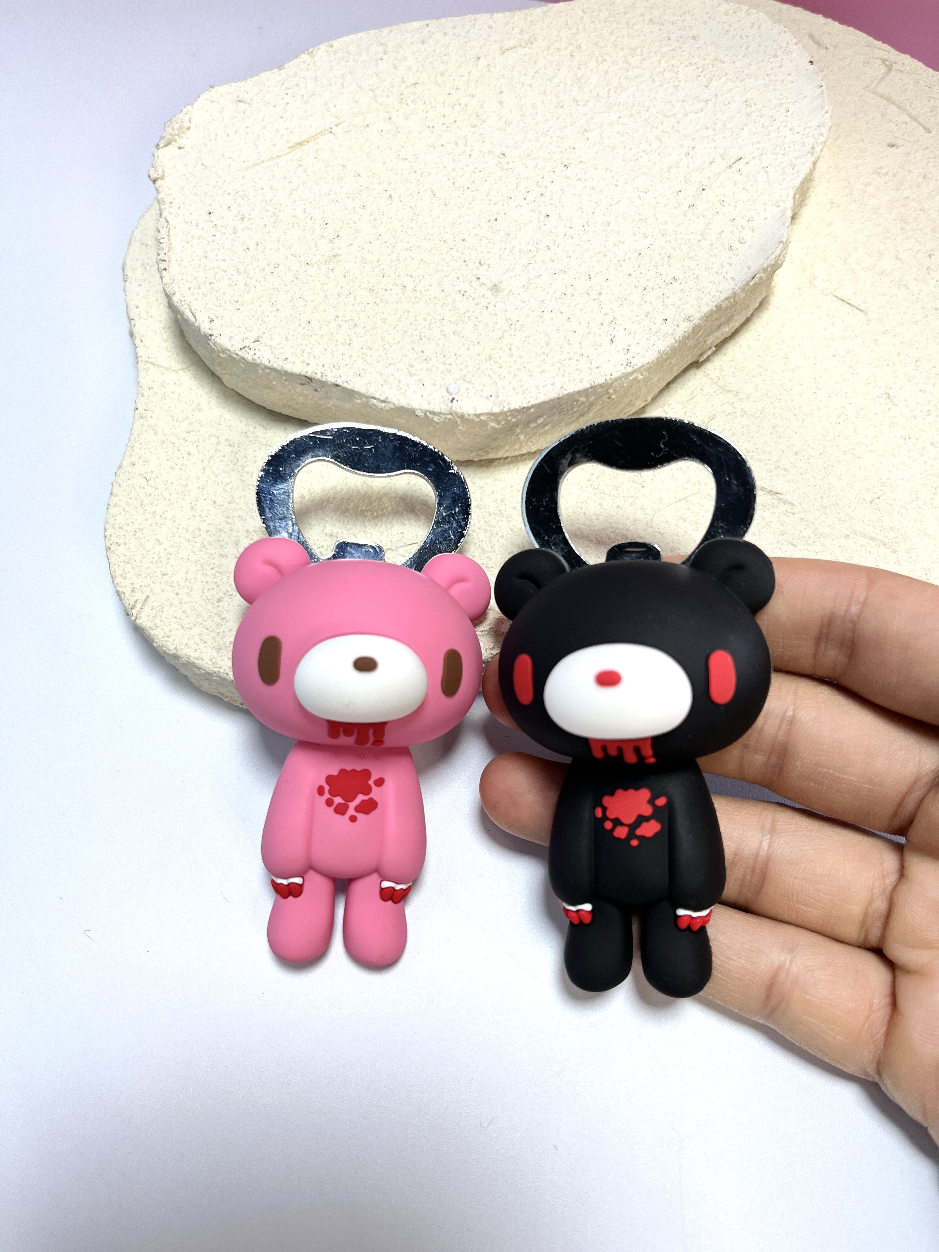 Gothic Blood Bear Fridge Magne - Funny Kitchen Gadgets Gifts 리뷰 및 가격